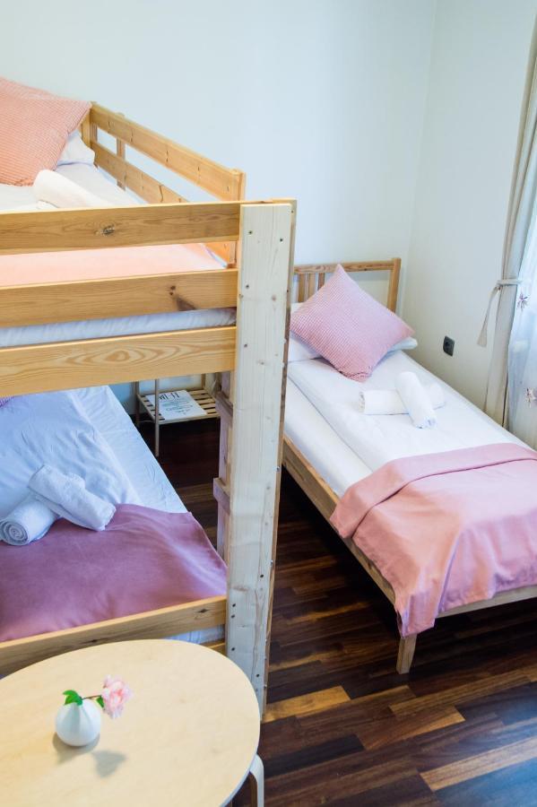 Harmony Hostel ザトル エクステリア 写真